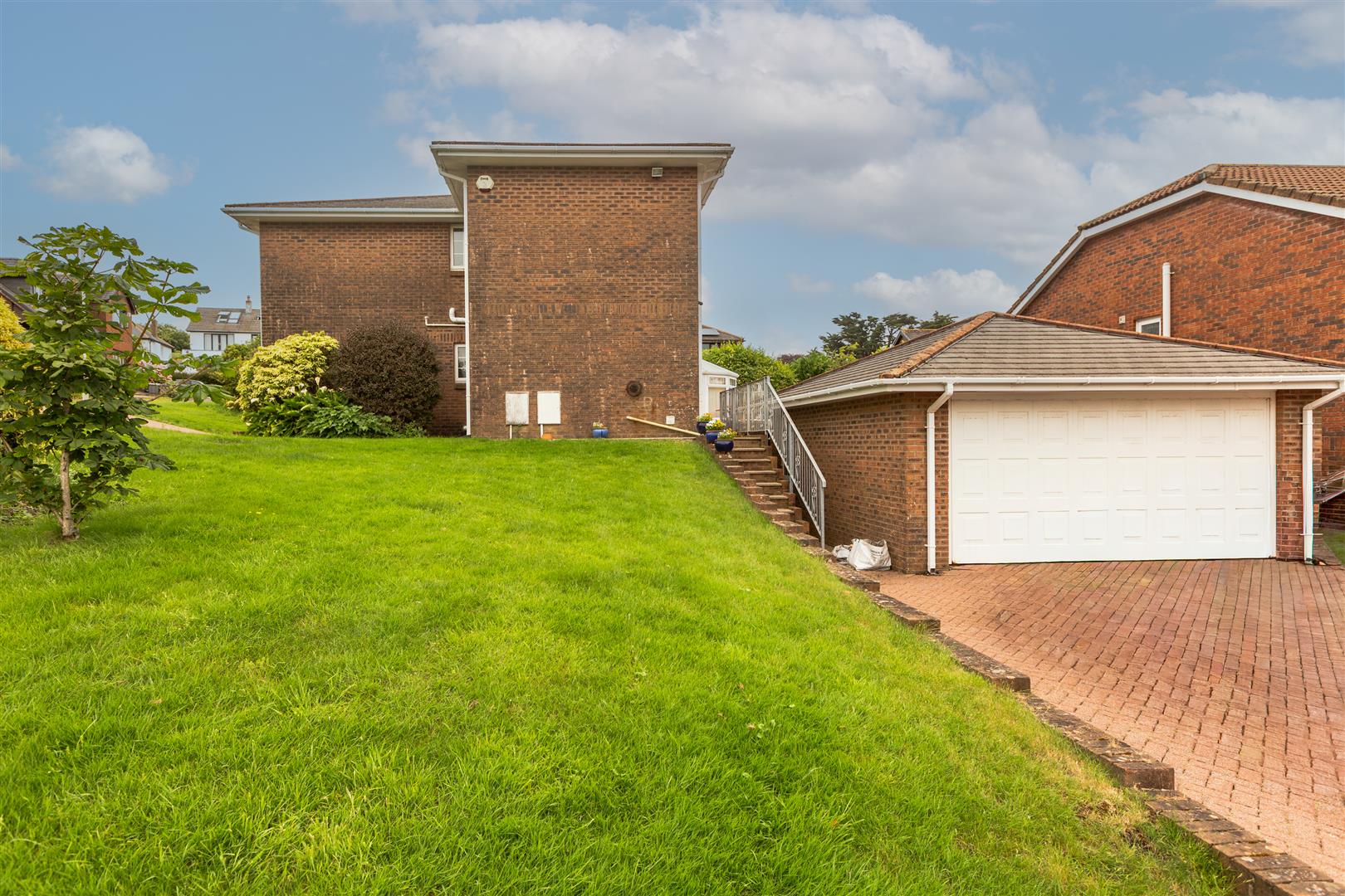 Llys Le Breos, Mayals, Swansea, SA3 5DL